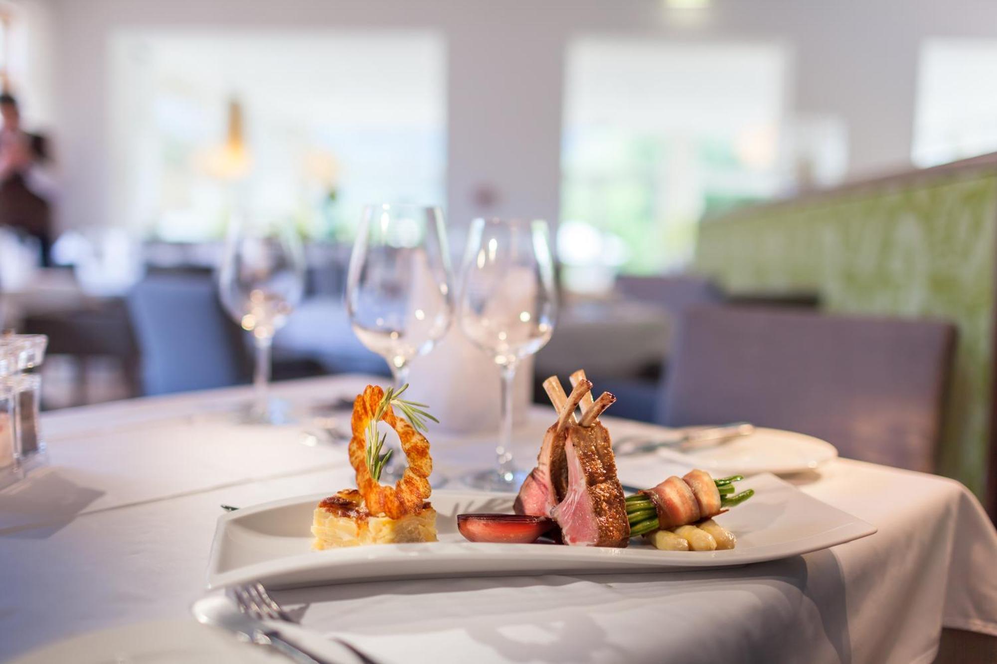 Dolomitengolf Hotel & Spa Lavant Exterior photo
