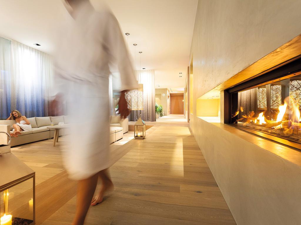 Dolomitengolf Hotel & Spa Lavant Exterior photo